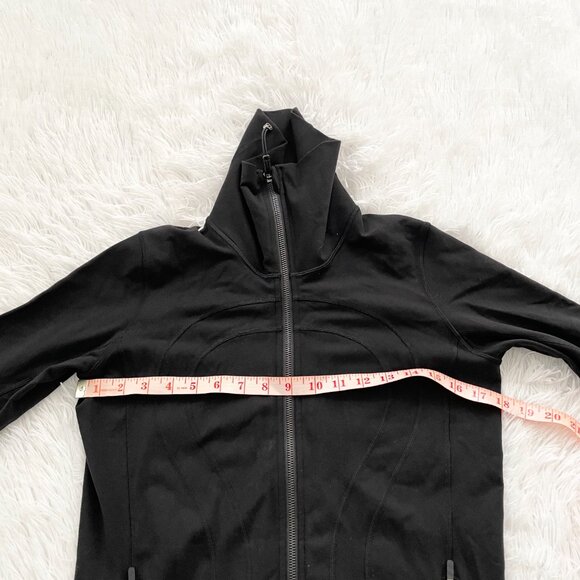 Women Lululemon In Stride Jacket Classic Fit in Black Size 10 - Picture 8 of 9